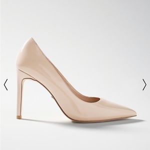 White House Black Market-Signature Pump Beige Almond